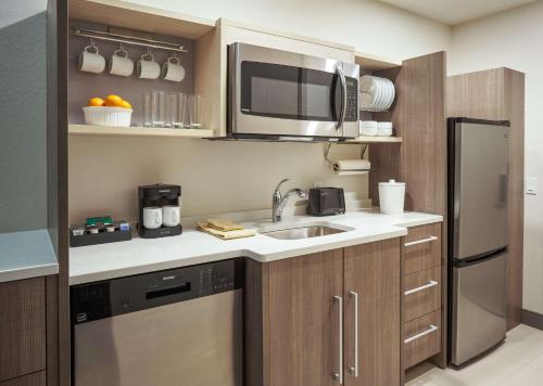home2 suites by hilton ft lauderdale downtown fl