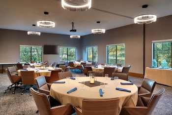 hilton garden inn prescott downtown
