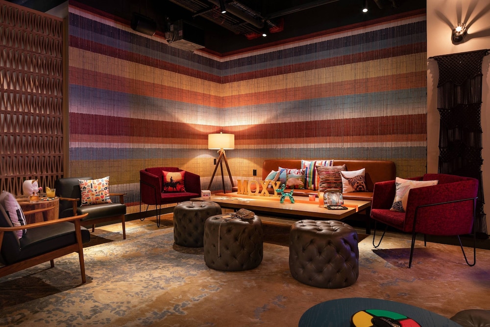 moxy austin university