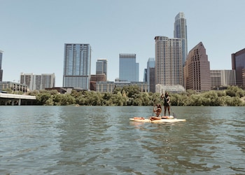 moxy austin university