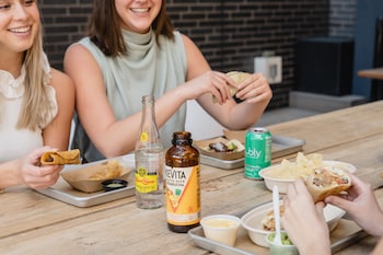 moxy austin university