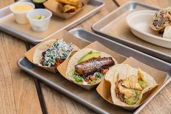 moxy austin university