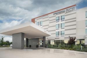 springhill suites by marriott kenosha
