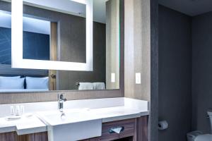 springhill suites by marriott kenosha
