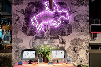 yotel manchester deansgate