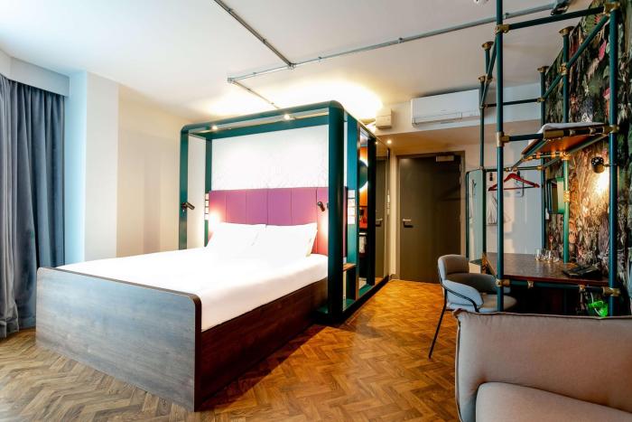 yotel manchester deansgate