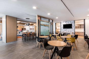 Hyatt House Rochester/Mayo Clinic Area,,3 star