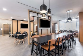 Hyatt House Rochester/Mayo Clinic Area,,3 star