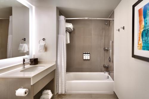 hyatt house rochester mayo clinic area