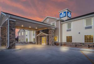 cobblestone inn and suites holdrege