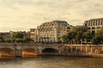 cheval blanc paris