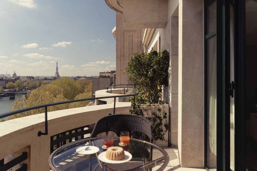cheval blanc paris