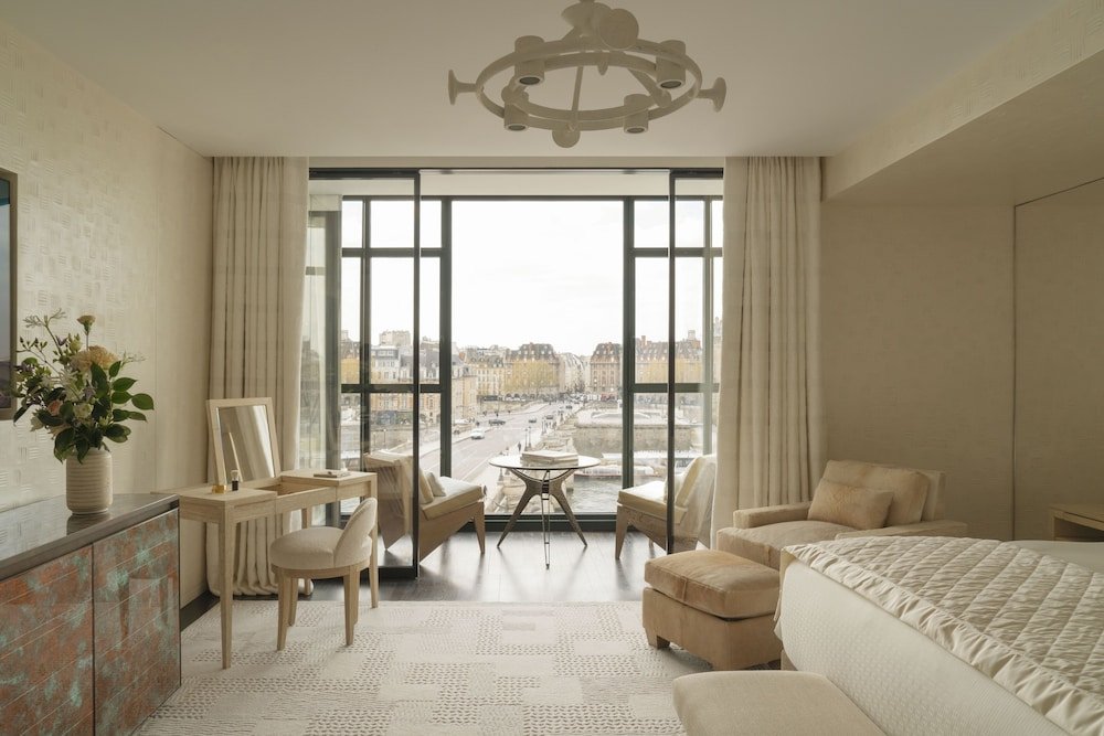 cheval blanc paris