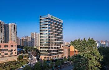 Holiday Inn Express Changsha Shifu, An Ihg Hotel,Hunan>>Changsha,2.5 star