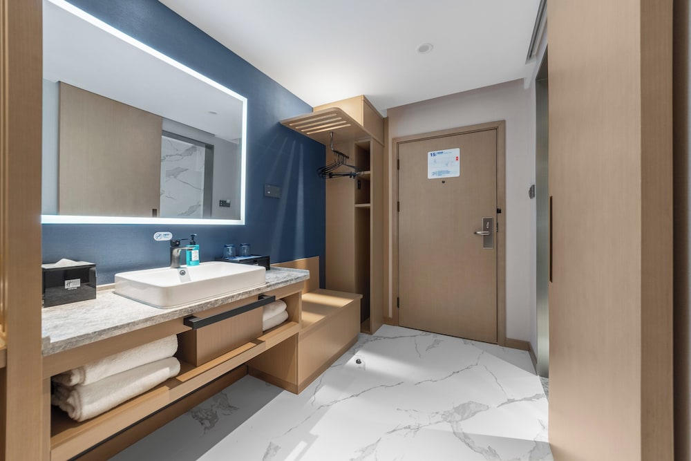 holiday inn express nanchang bayi square