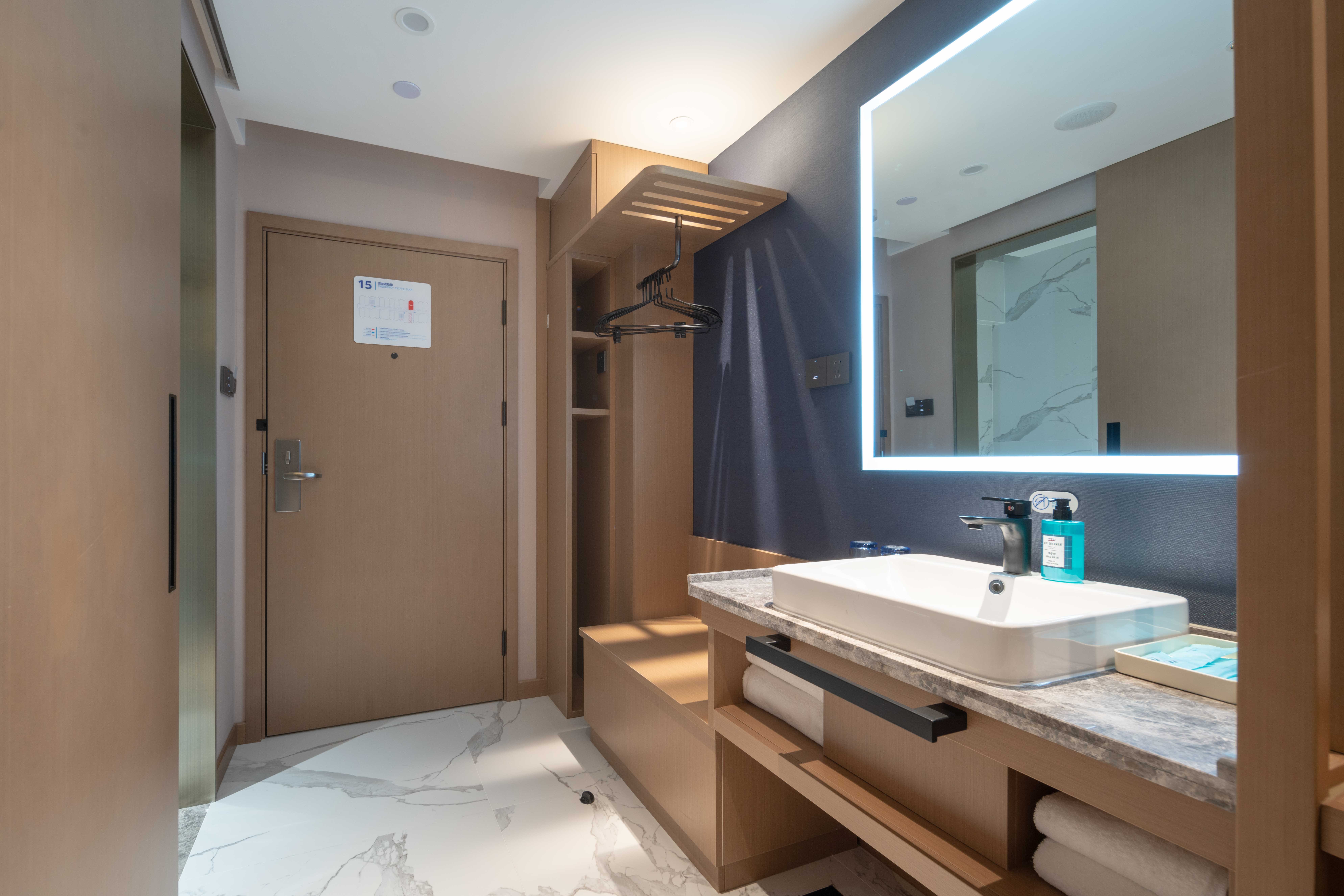 holiday inn express nanchang bayi square