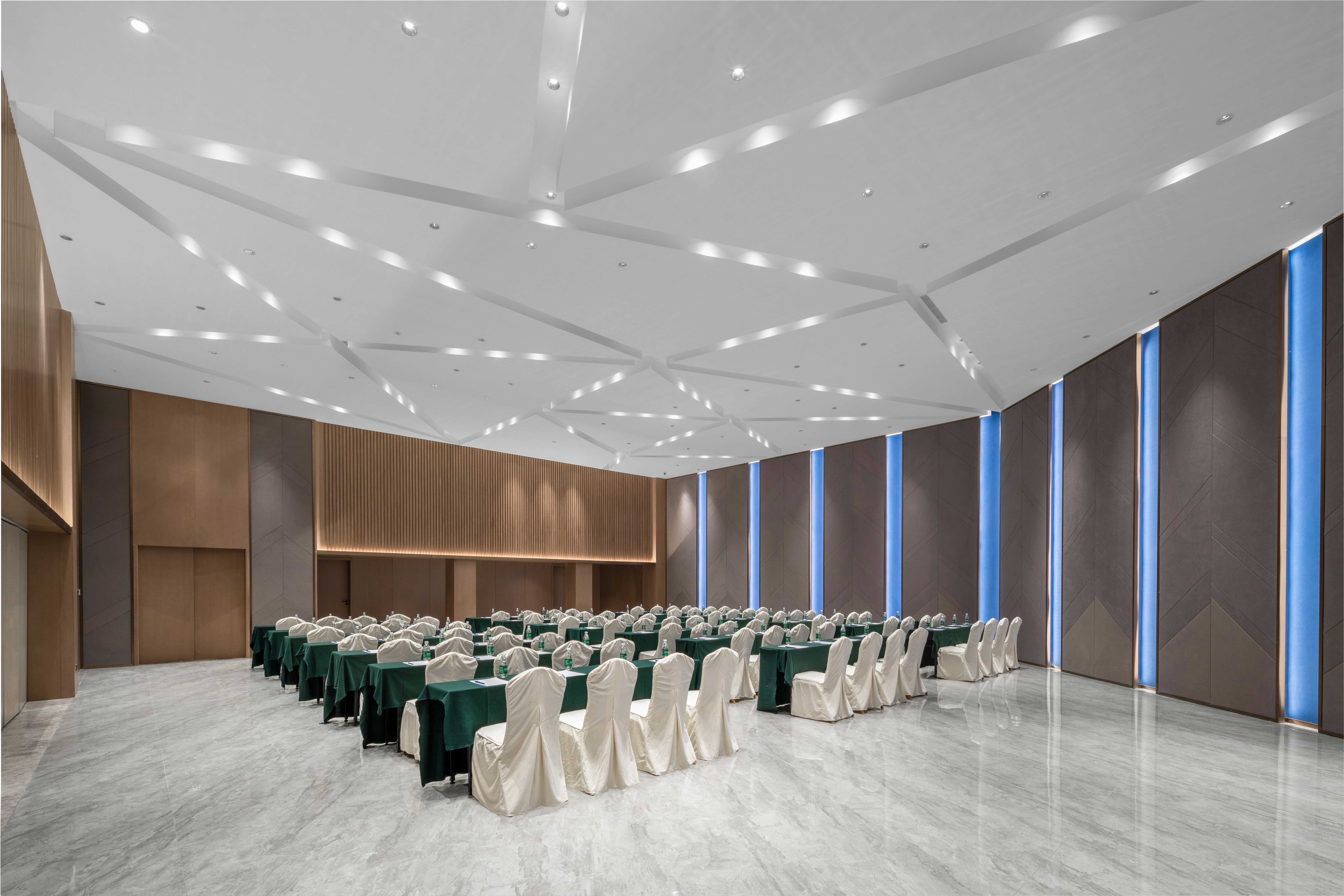 holiday inn express nanchang bayi square