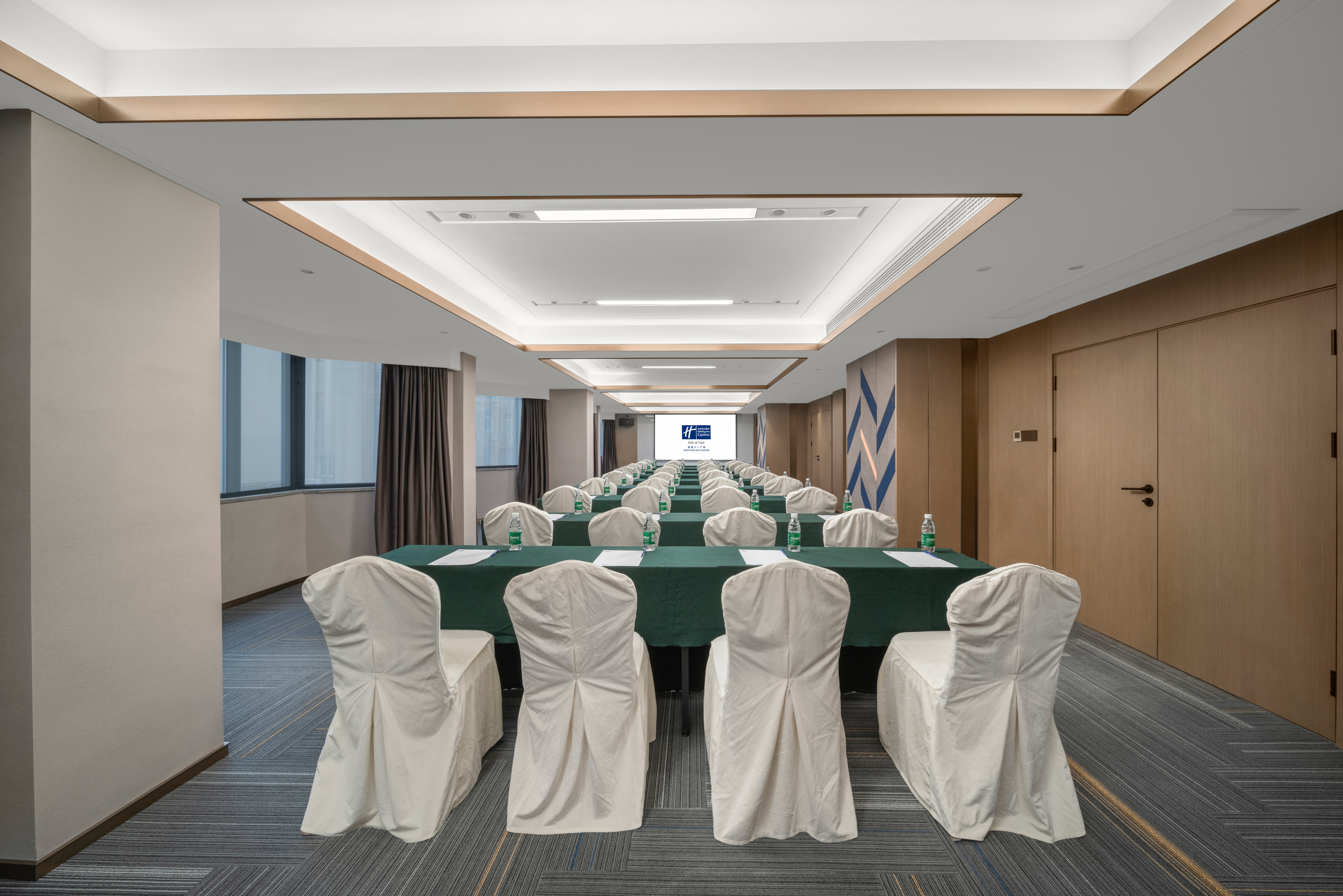 holiday inn express nanchang bayi square