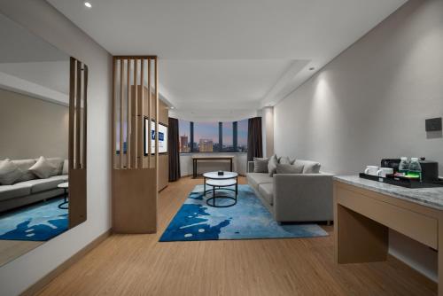 holiday inn express nanchang bayi square