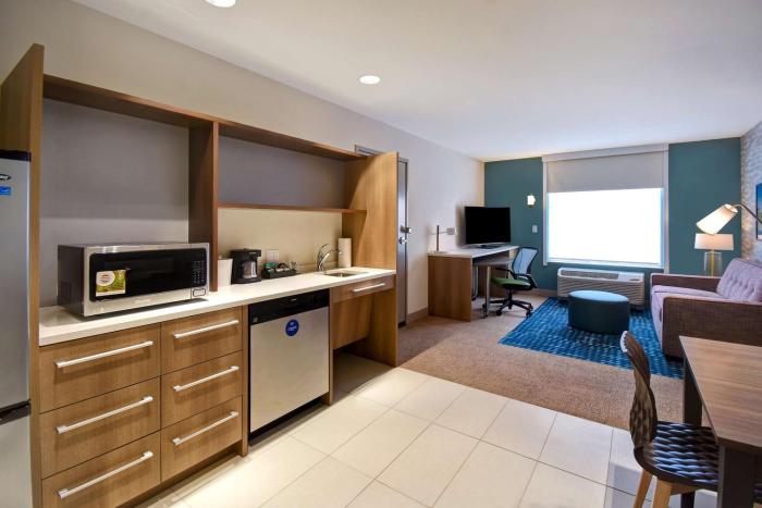 home2 suites by hilton wichita downtown delano