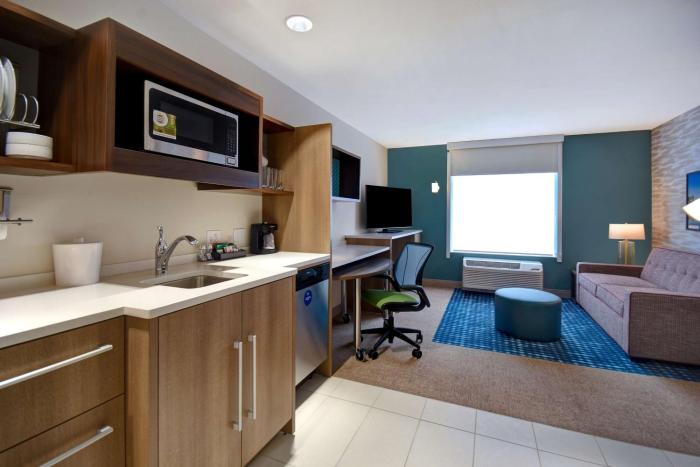 home2 suites by hilton wichita downtown delano