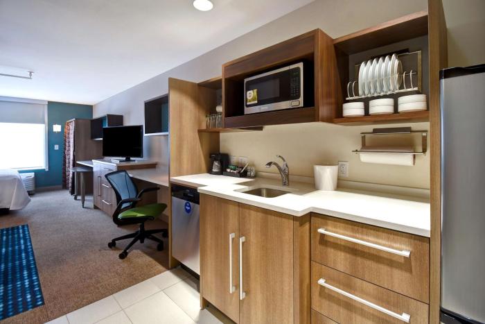 home2 suites by hilton wichita downtown delano