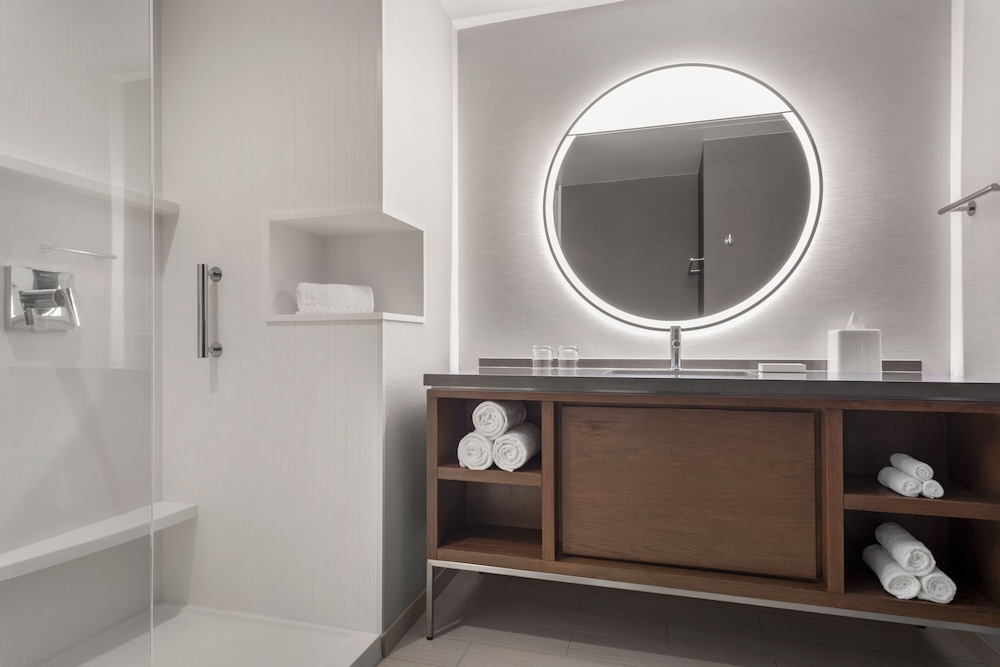 courtyard by marriott marina del rey