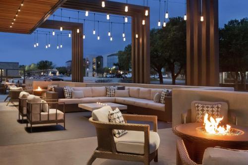 hilton garden inn austin north near the domain