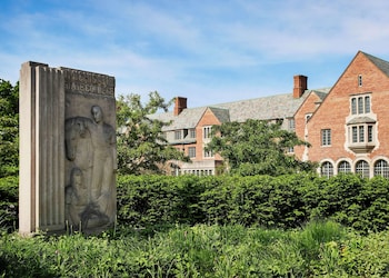 graduate by hilton east lansing