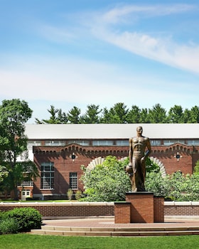 graduate by hilton east lansing