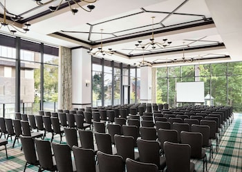 graduate by hilton east lansing