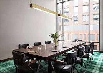 graduate by hilton east lansing