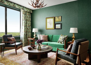 graduate by hilton east lansing