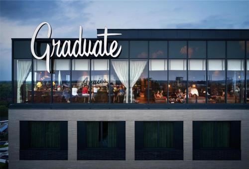 graduate by hilton east lansing