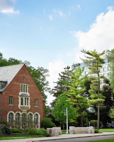 graduate by hilton east lansing