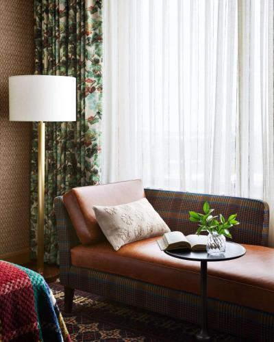 graduate by hilton east lansing