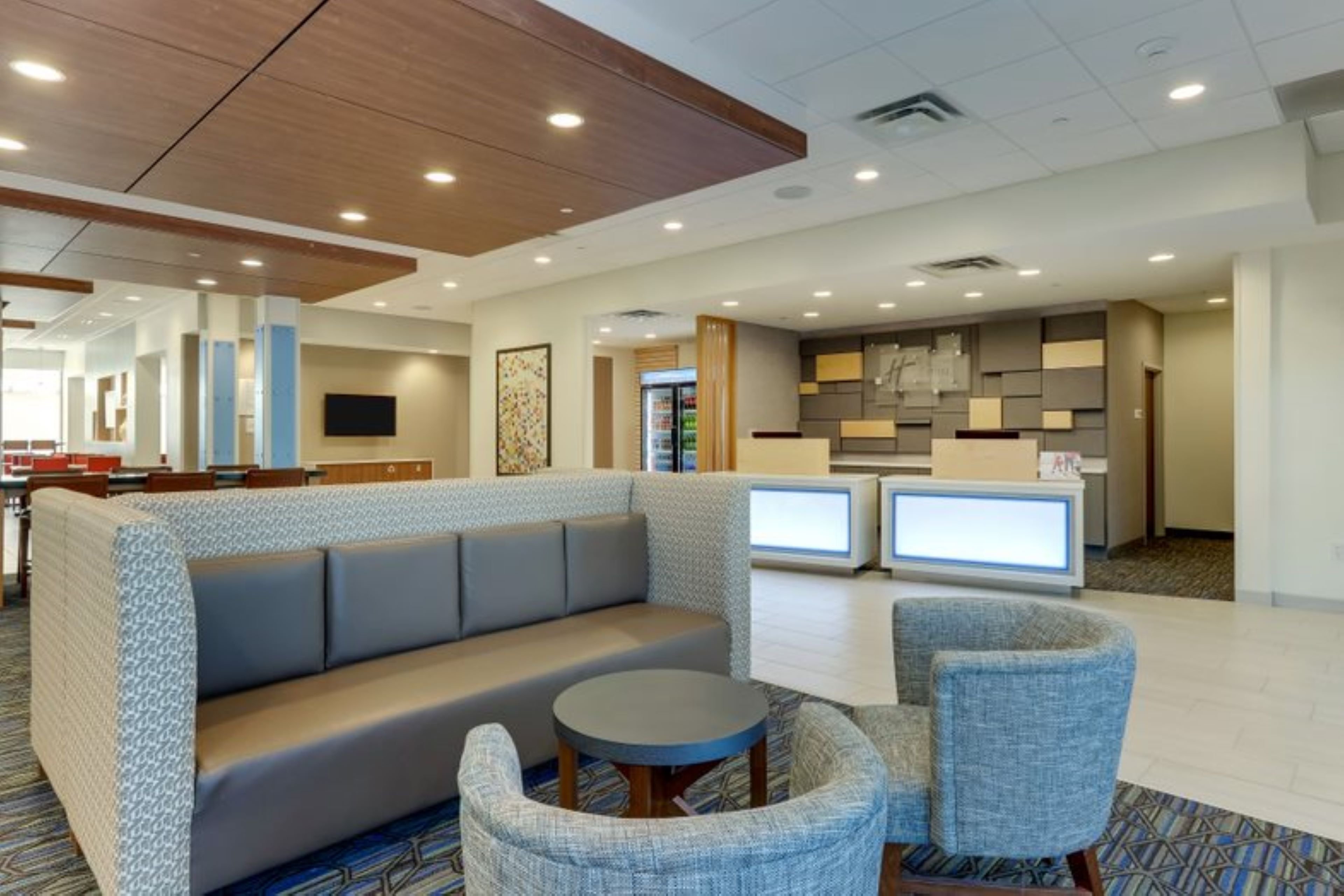 holiday inn express and suites winston salem sw cl