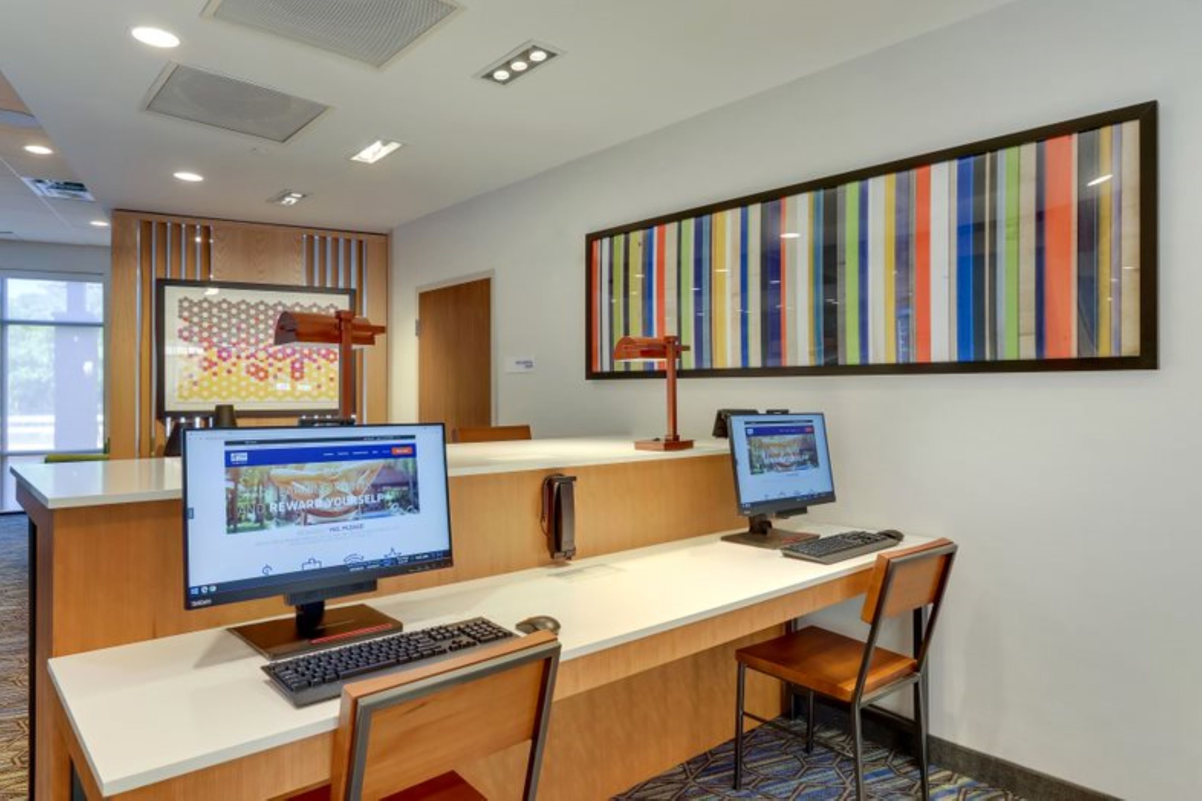 holiday inn express and suites winston salem sw cl