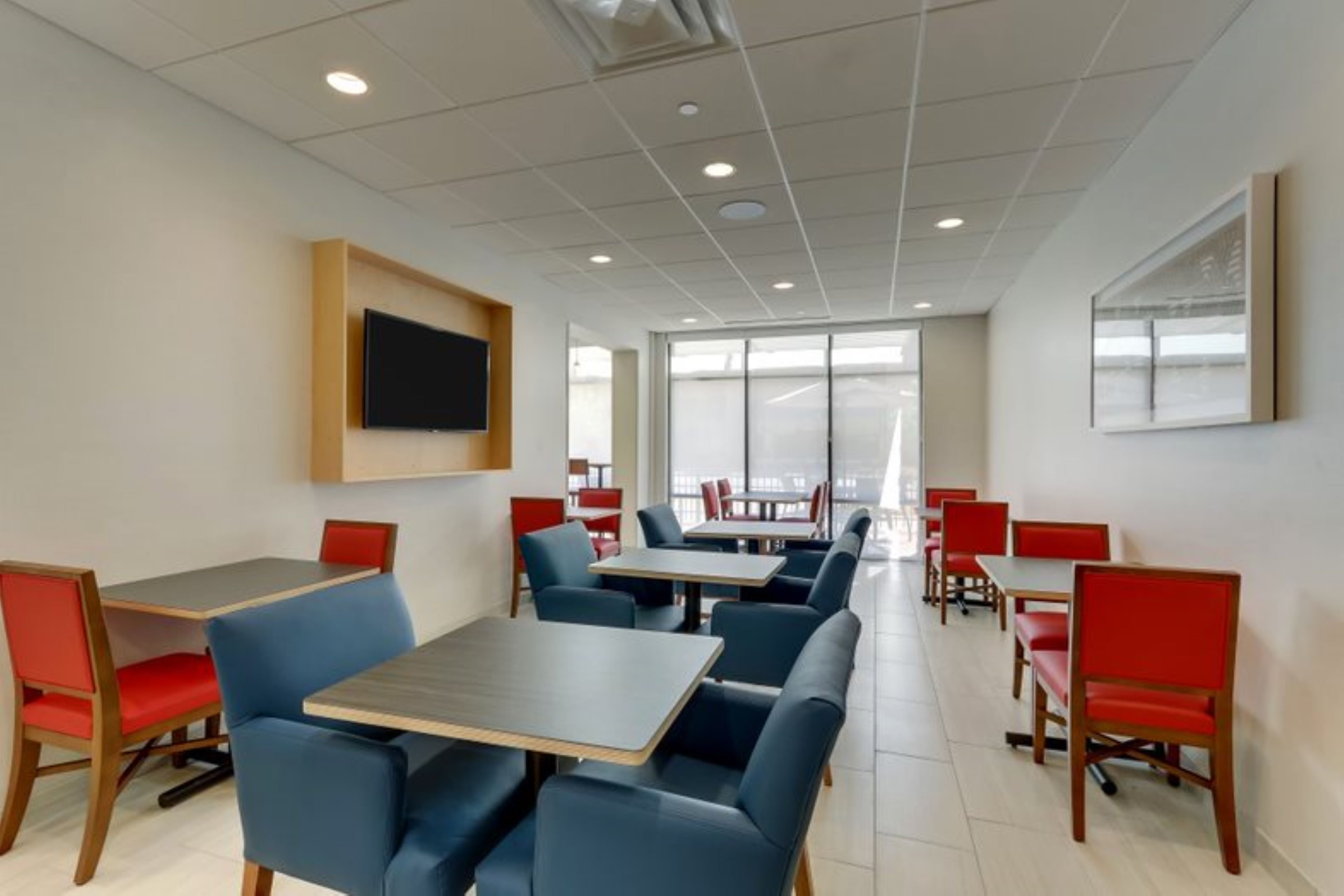 holiday inn express and suites winston salem sw cl