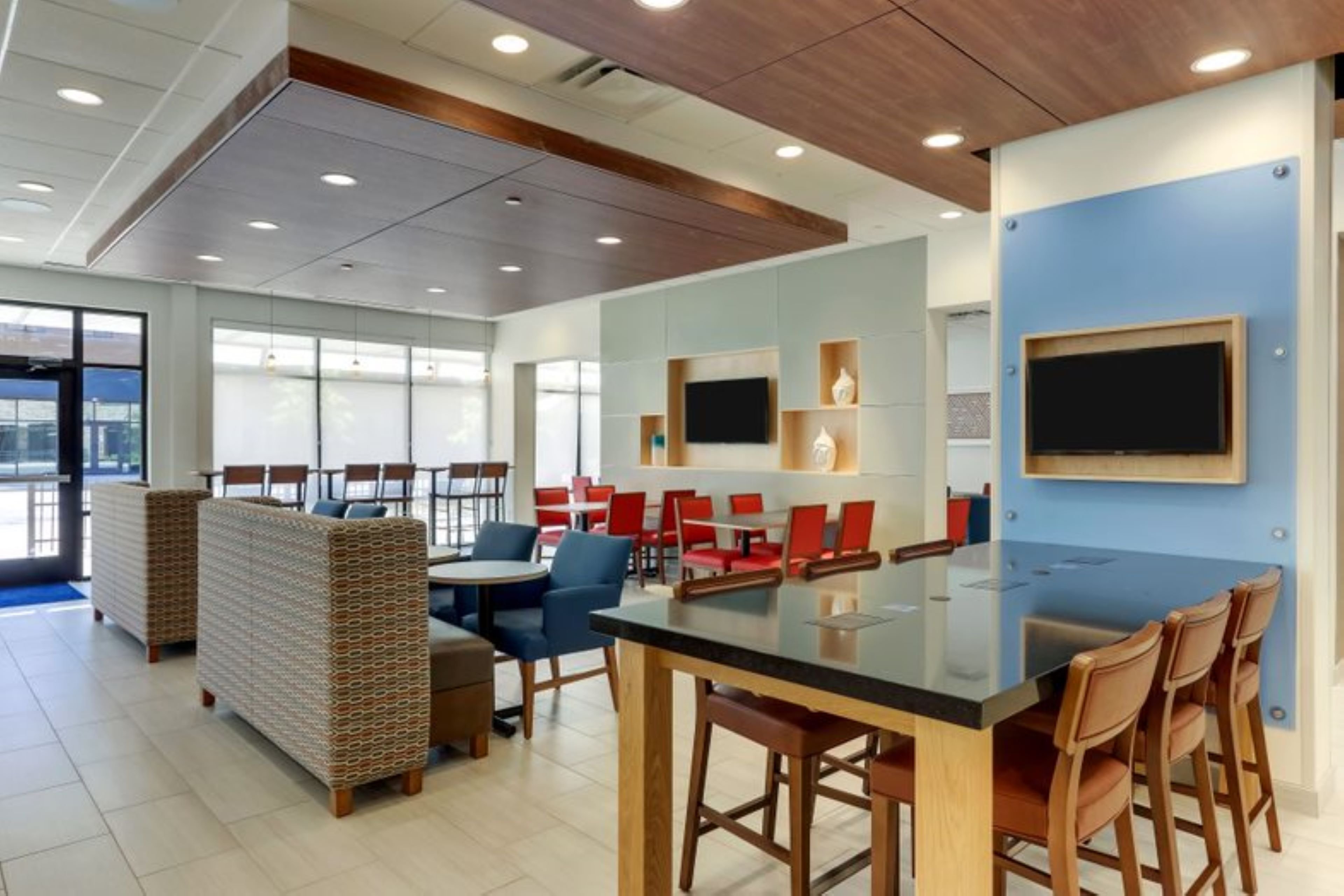 holiday inn express and suites winston salem sw cl