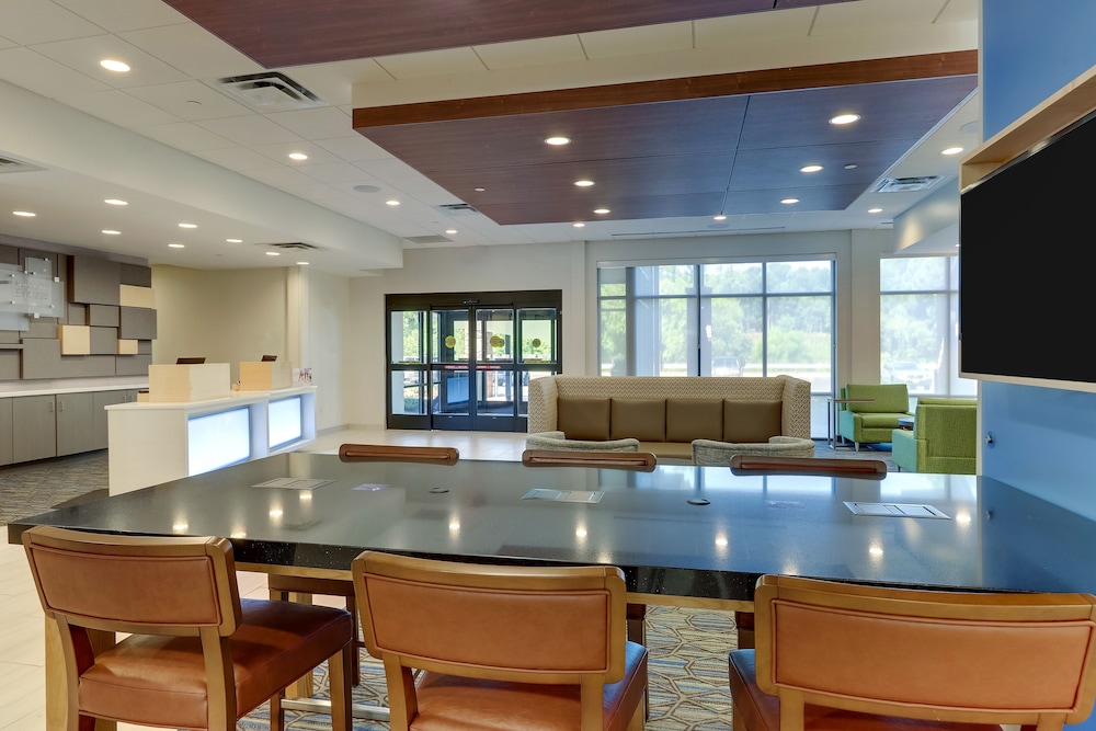 holiday inn express and suites winston salem sw cl