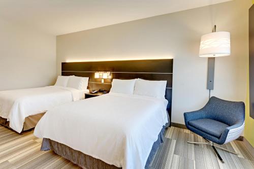 holiday inn express and suites winston salem sw cl