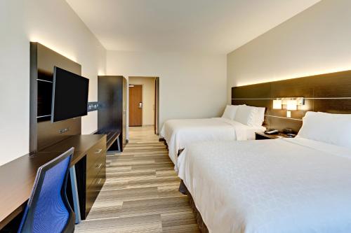 holiday inn express and suites winston salem sw cl