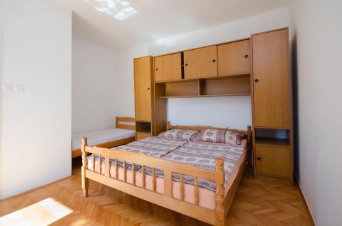 apartments elvira