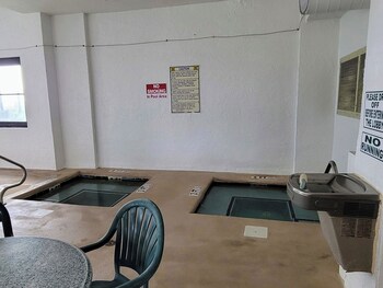 palms resort by hosteeva