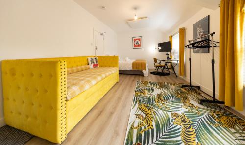 james place pontmorlais