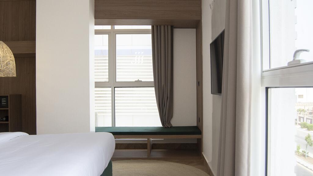 shada hotel shati