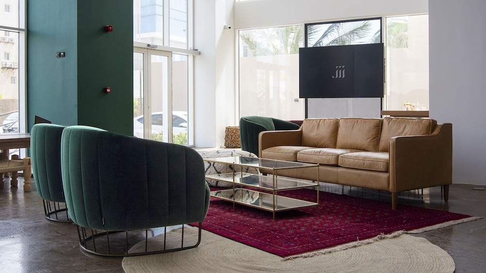 shada hotel shati