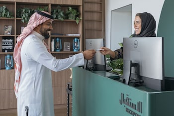 shada hotel shati