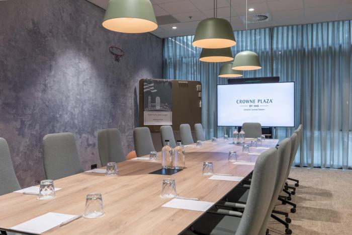 crowne plaza utrecht central station an ihg hotel